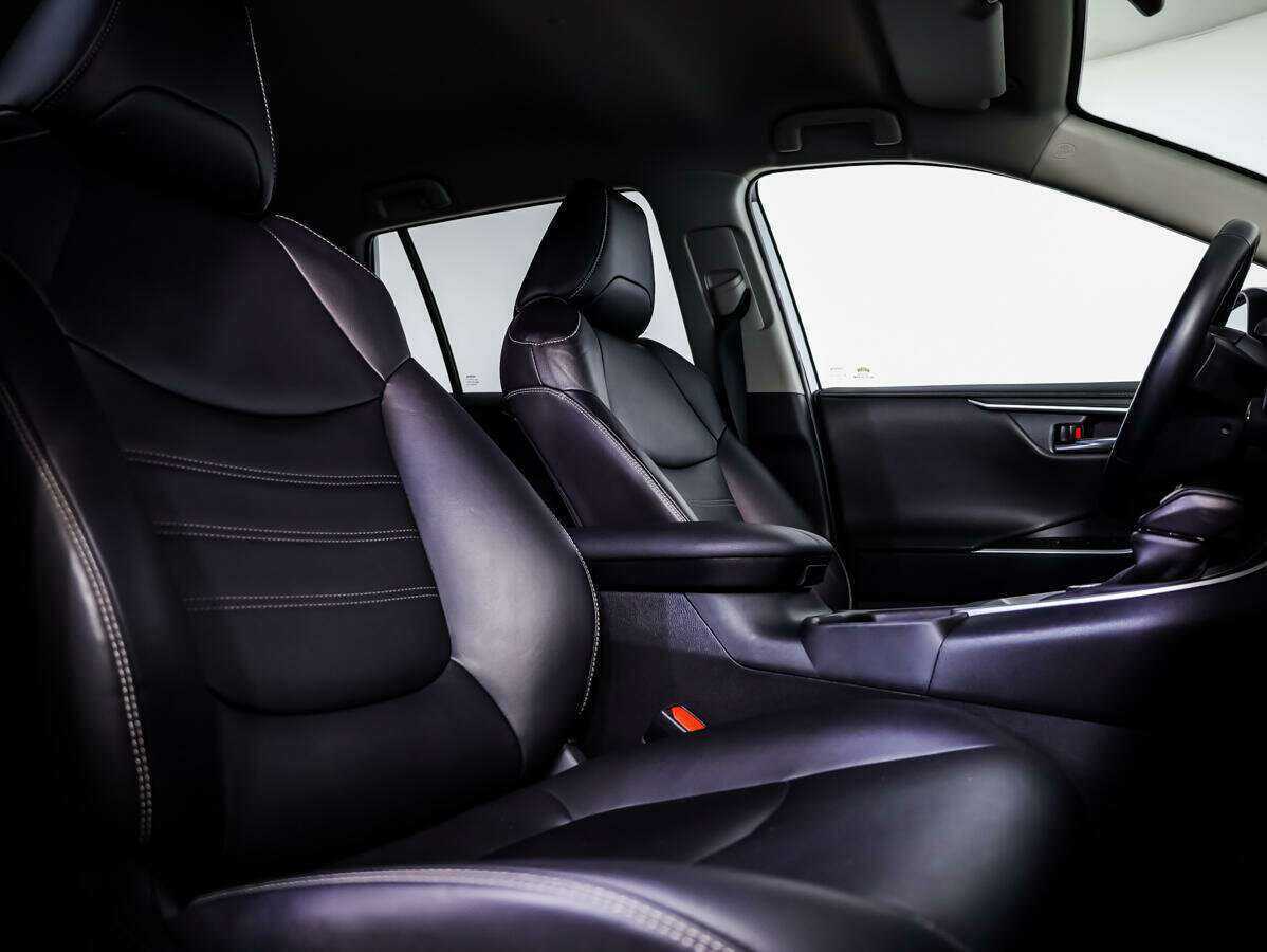 Купить Toyota RAV4, 2021, 60 877 км, фото №11