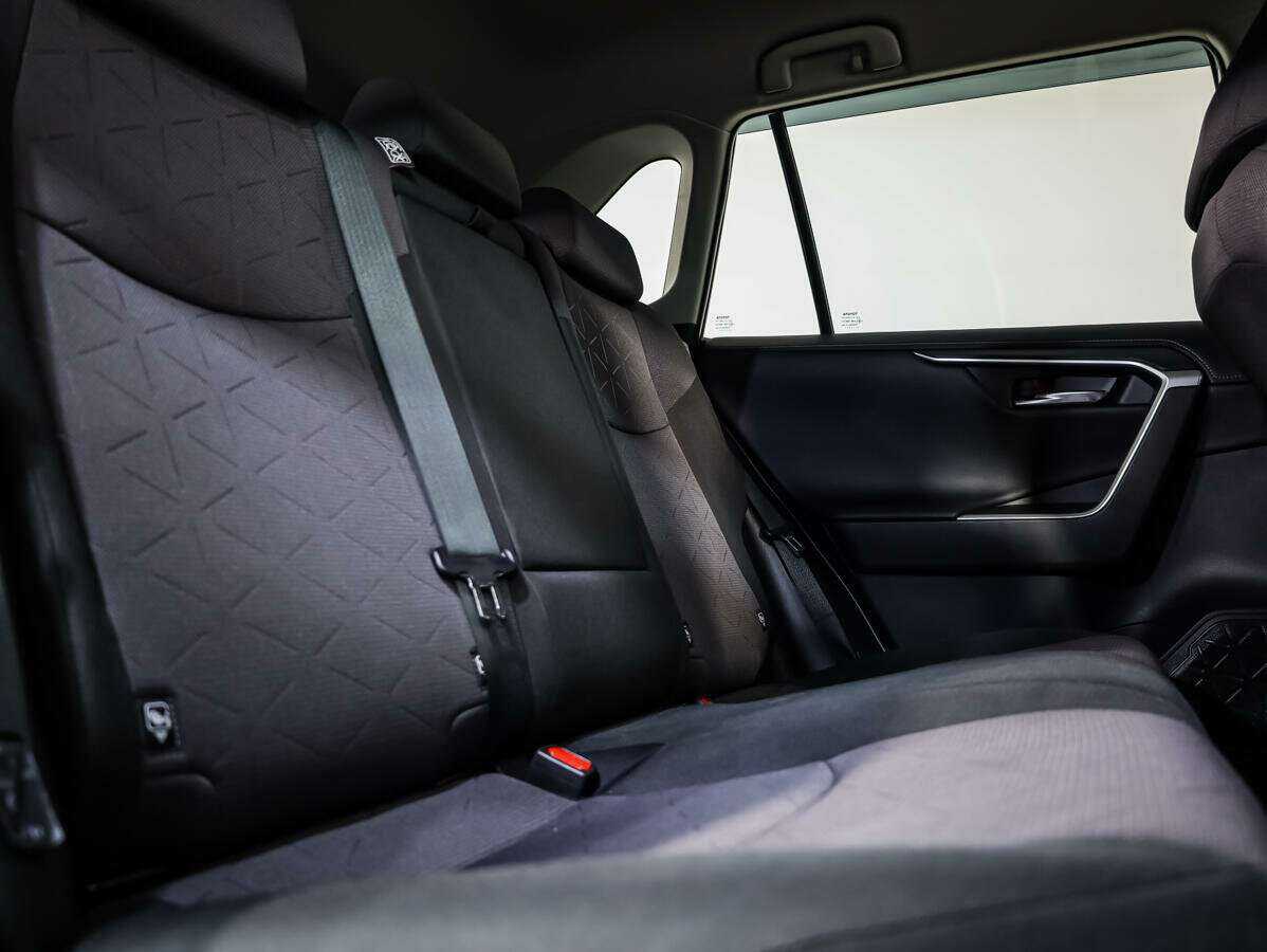 Купить Toyota RAV4, 2020, 69 982 км, фото №11