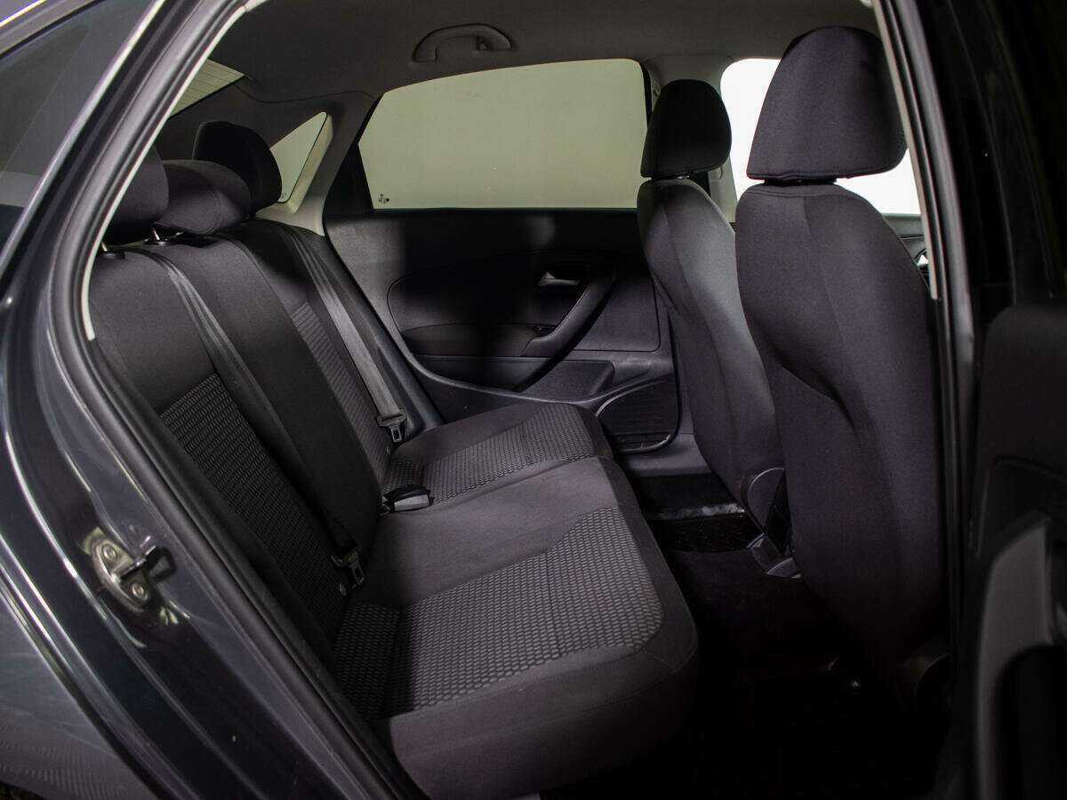 Купить Volkswagen Polo, 2011, 129 100 км, фото №8