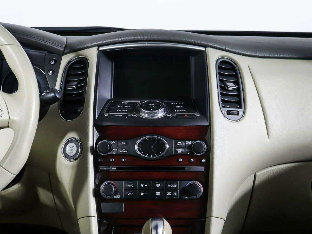 Купить Infiniti QX50, 2015, 90 091 км, фото №12