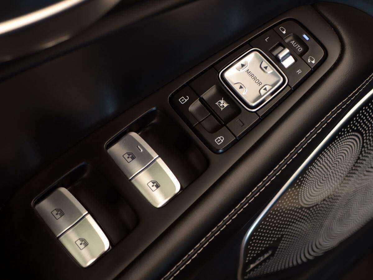 Купить Genesis G90, 2019, 102 129 км, фото №16