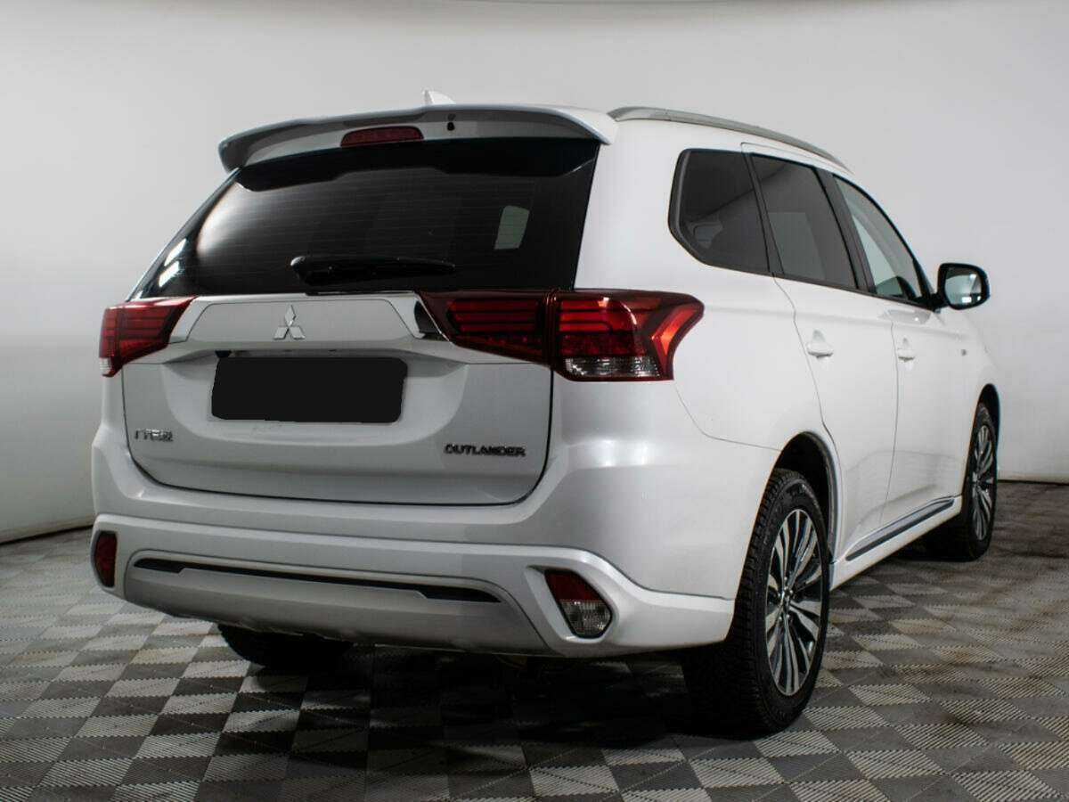 Купить Mitsubishi Outlander, 2022, 14 500 км, фото №5