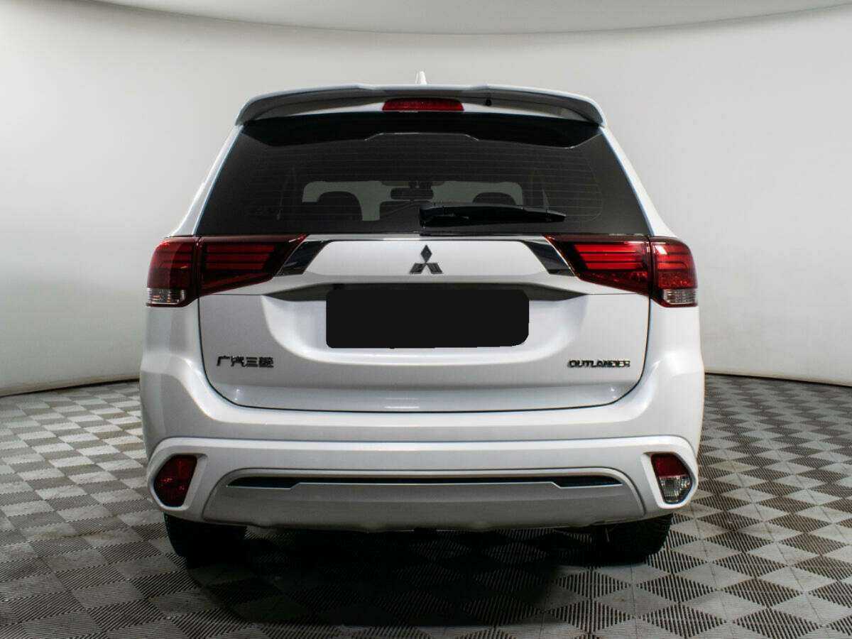Купить Mitsubishi Outlander, 2022, 14 500 км, фото №6