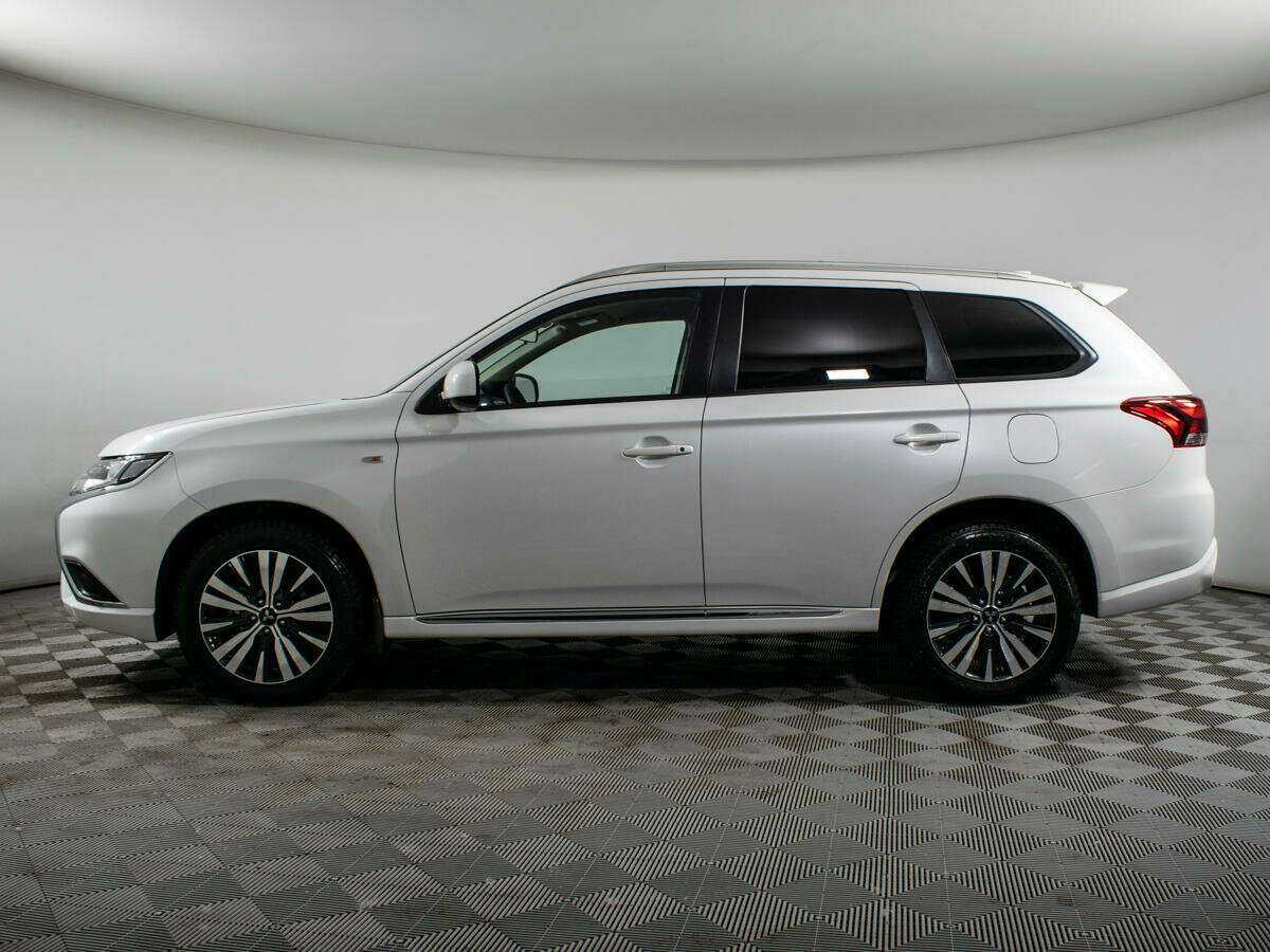 Купить Mitsubishi Outlander, 2022, 14 500 км, фото №8