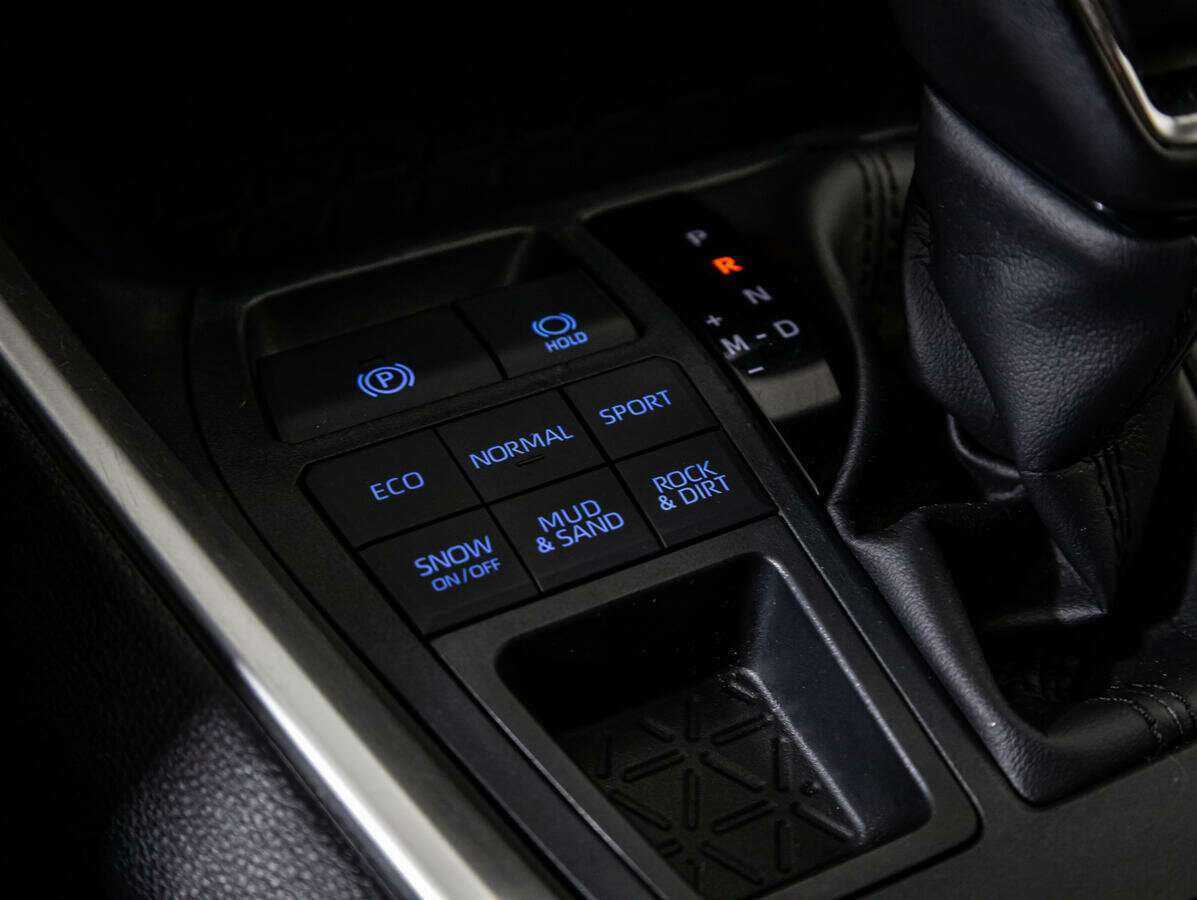 Купить Toyota RAV4, 2021, 96 678 км, фото №13