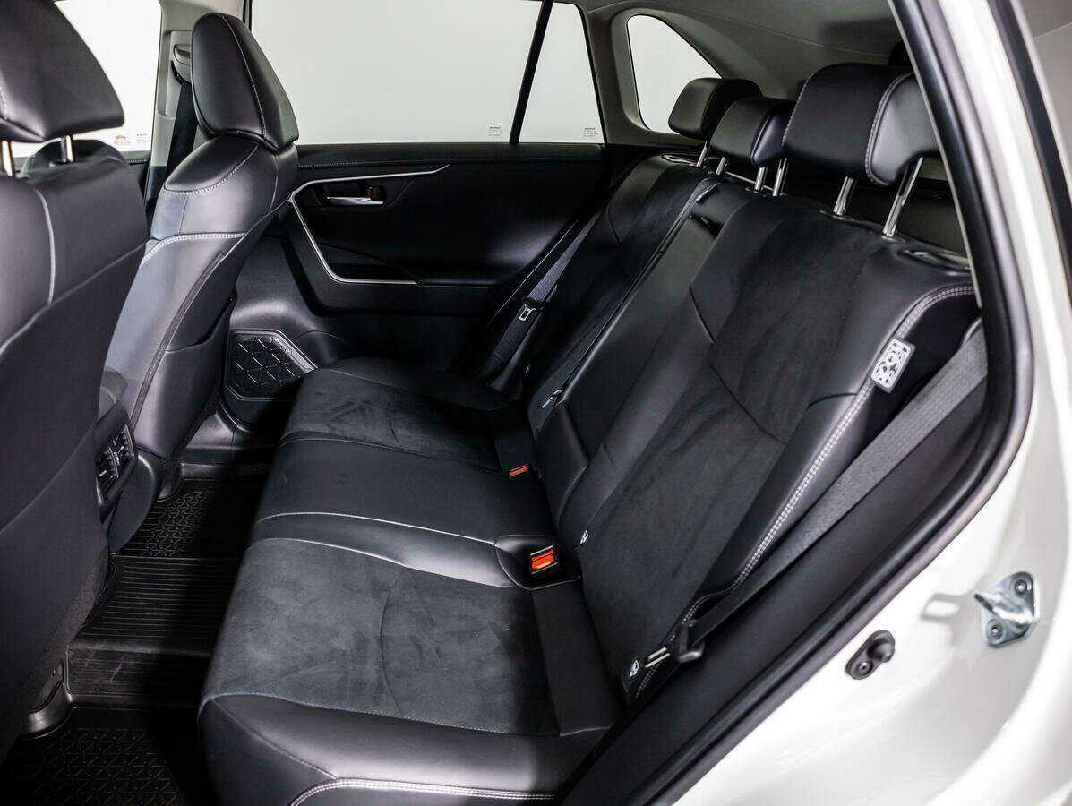 Купить Toyota RAV4, 2020, 33 981 км, фото №8