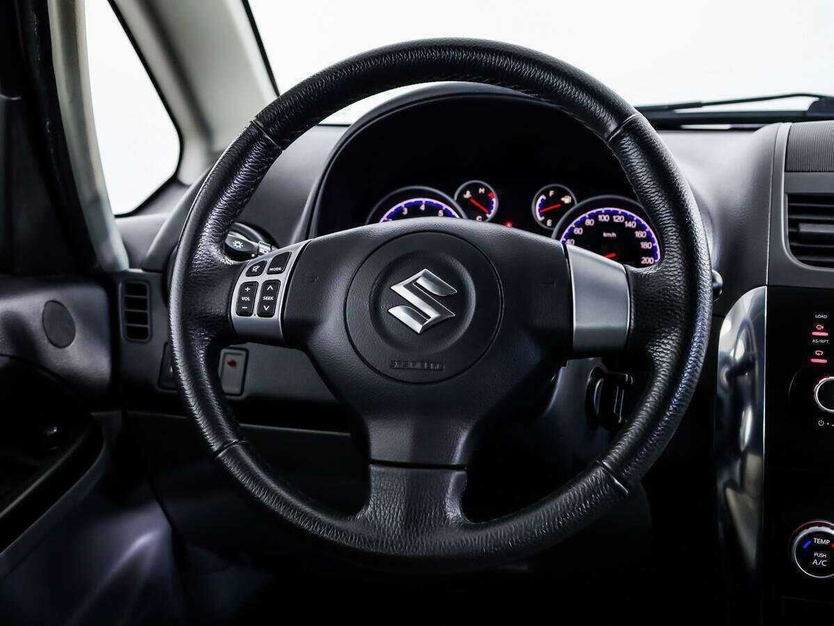 Купить Suzuki SX4, 2011, 98 706 км, фото №9