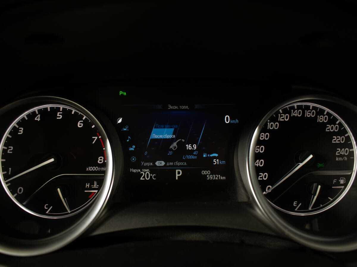 Купить Toyota Camry, 2019, 59 256 км, фото №9