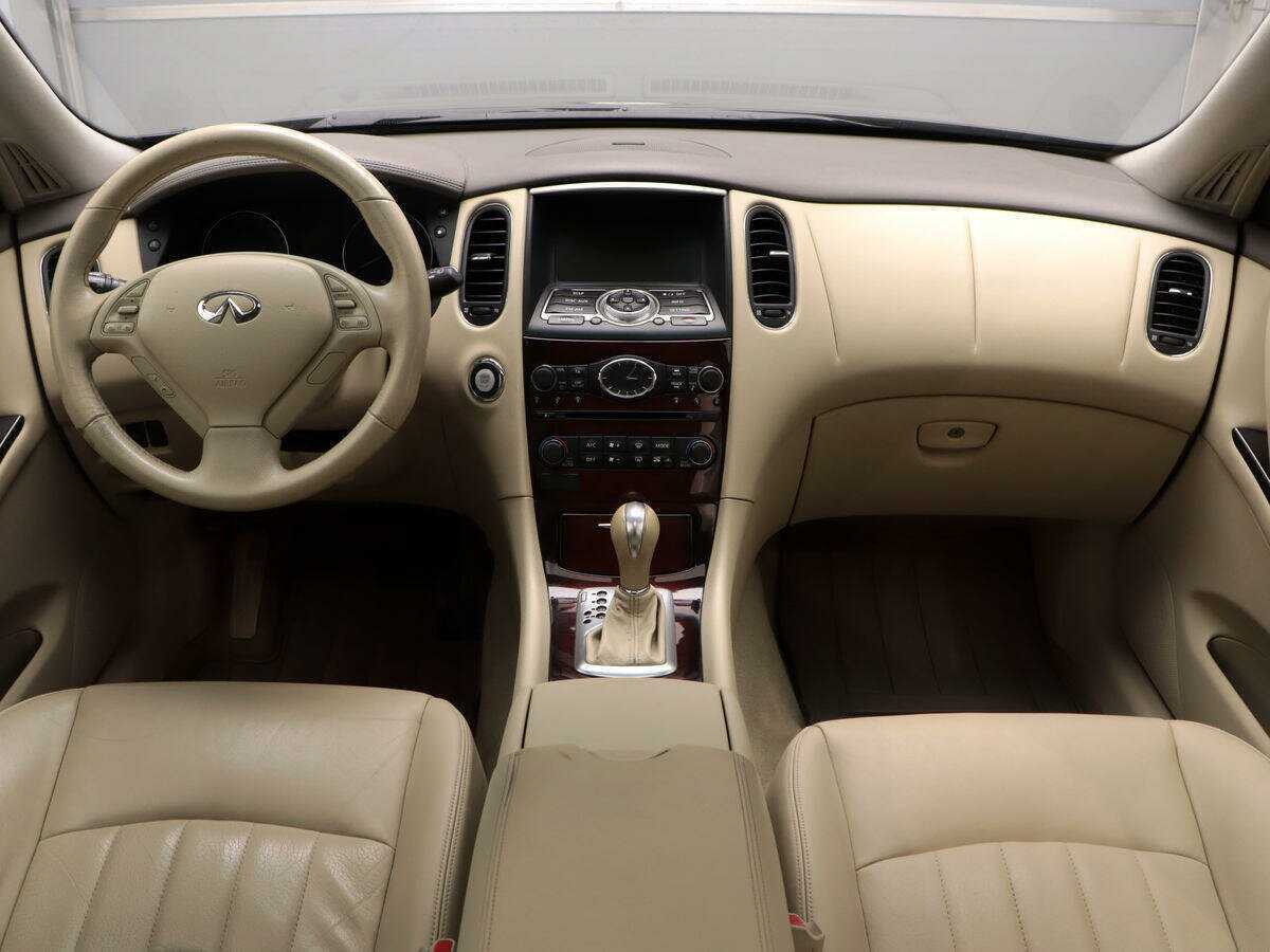 Купить Infiniti QX50, 2015, 125 305 км, фото №9