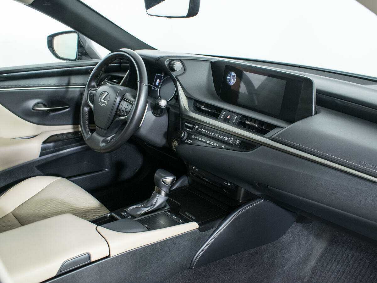 Купить Lexus ES 250, 2019, 34 970 км, фото №9