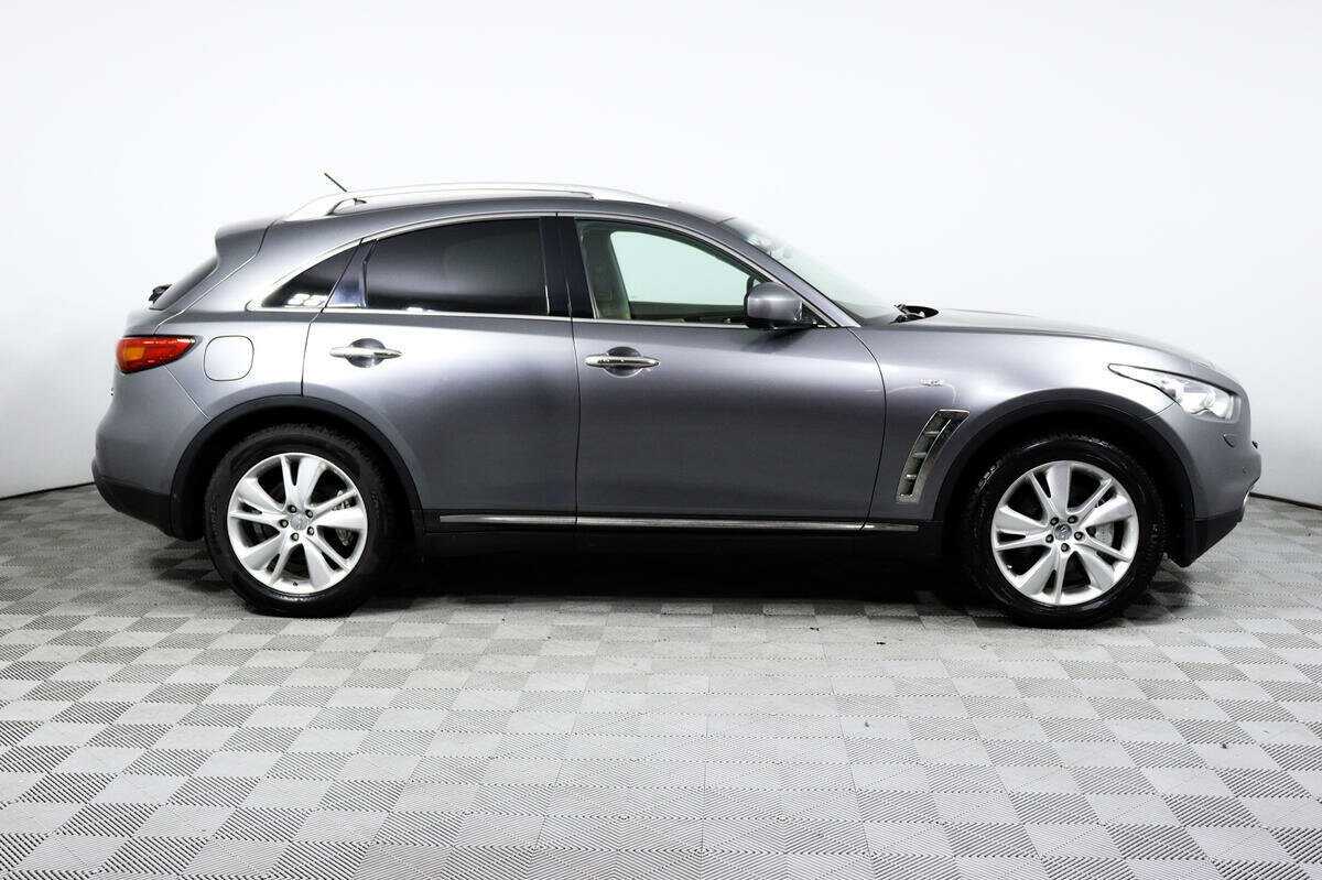 Купить Infiniti FX30d, 2012, 147 921 км, фото №4