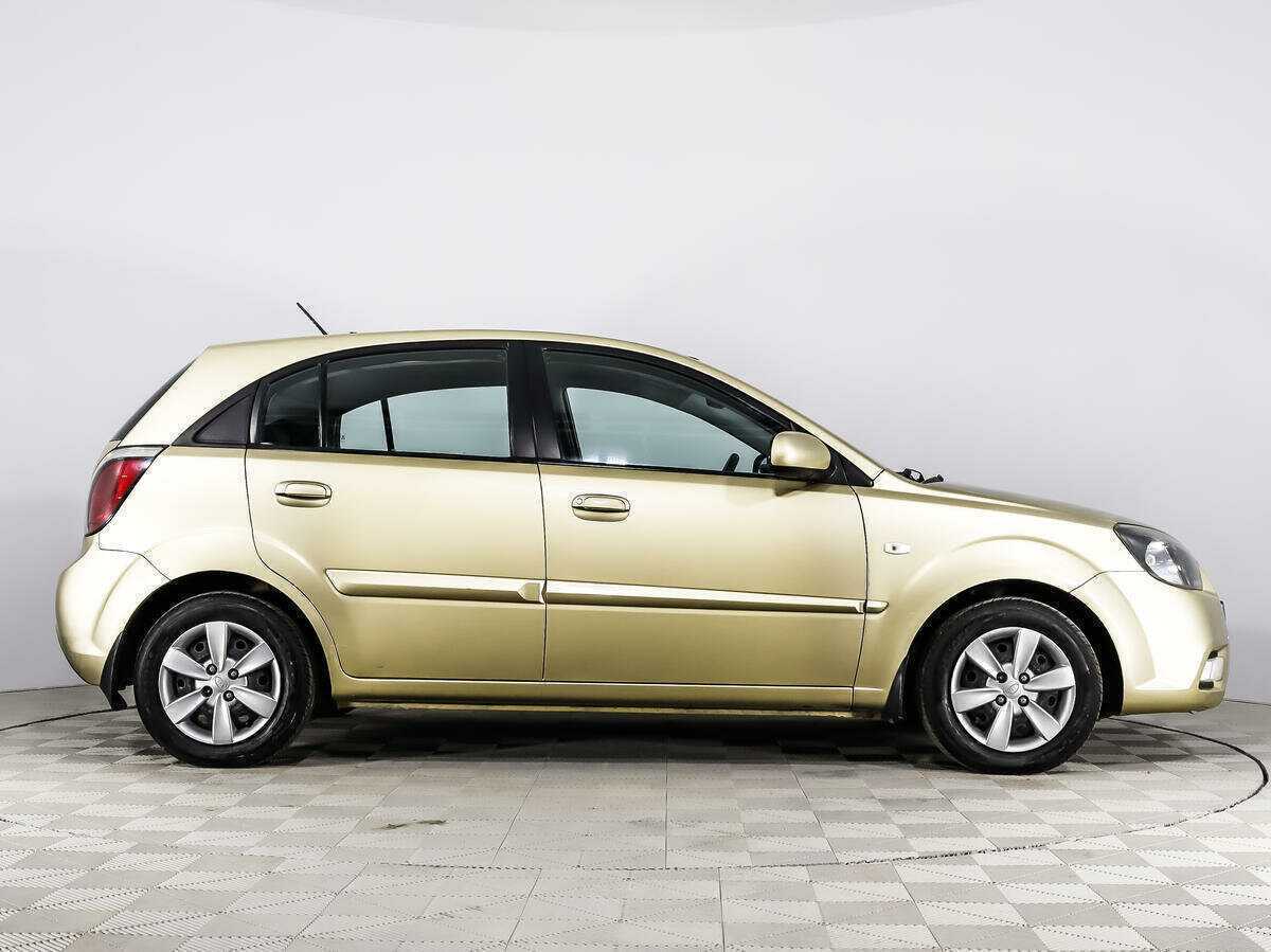 Купить Kia Rio, 2011, 97 398 км, фото №4