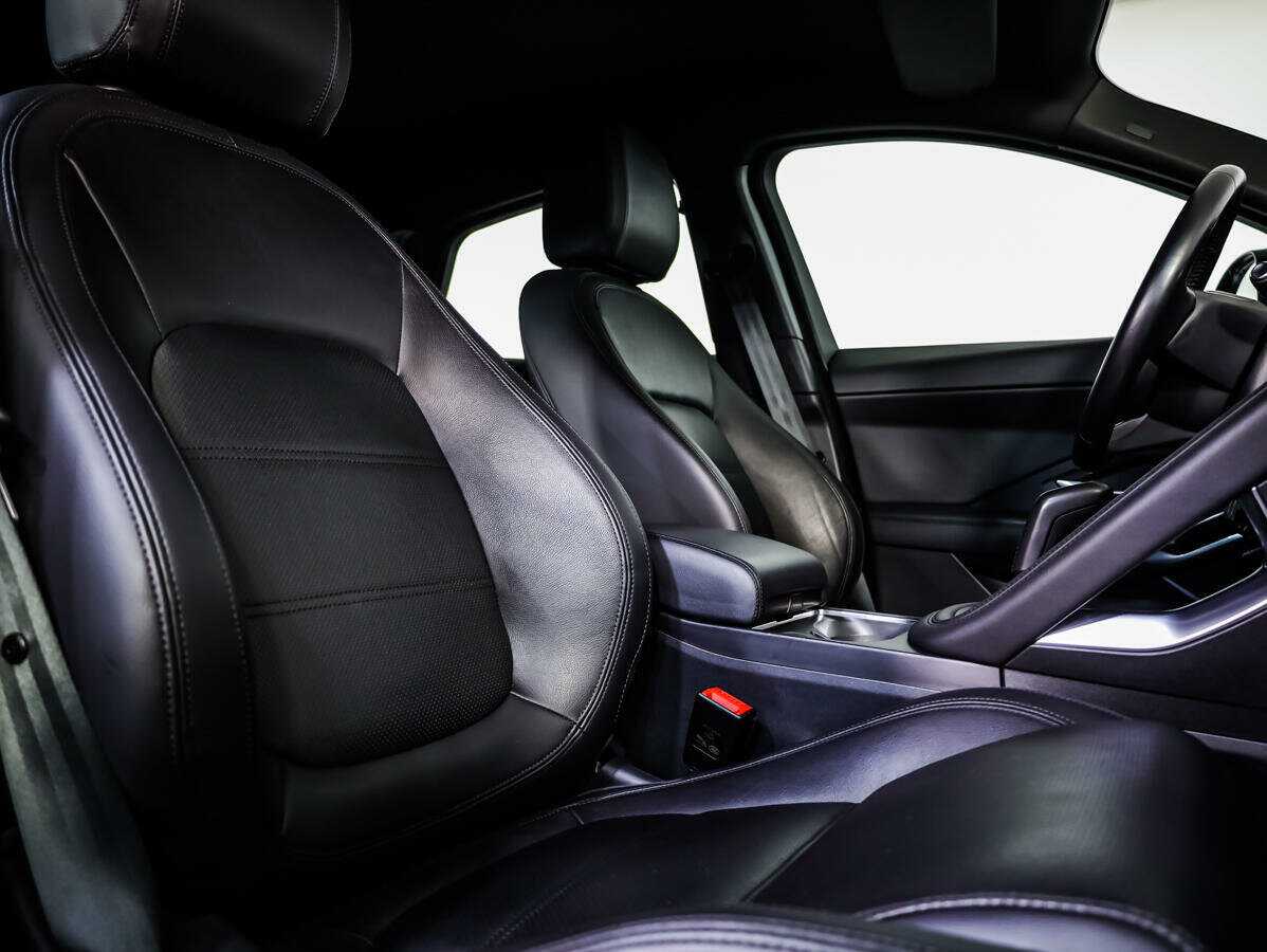 Купить Jaguar E-Pace, 2018, 47 442 км, фото №11