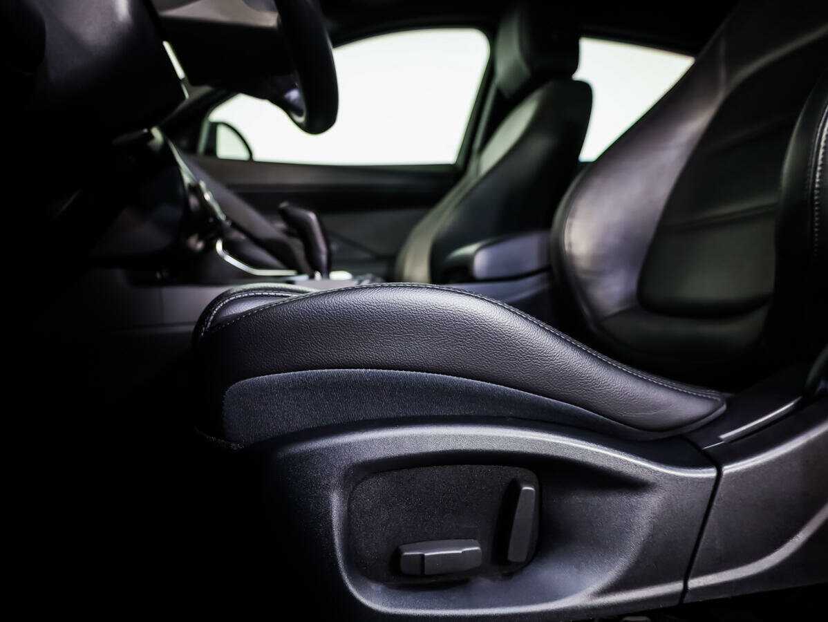 Купить Jaguar E-Pace, 2018, 47 442 км, фото №16