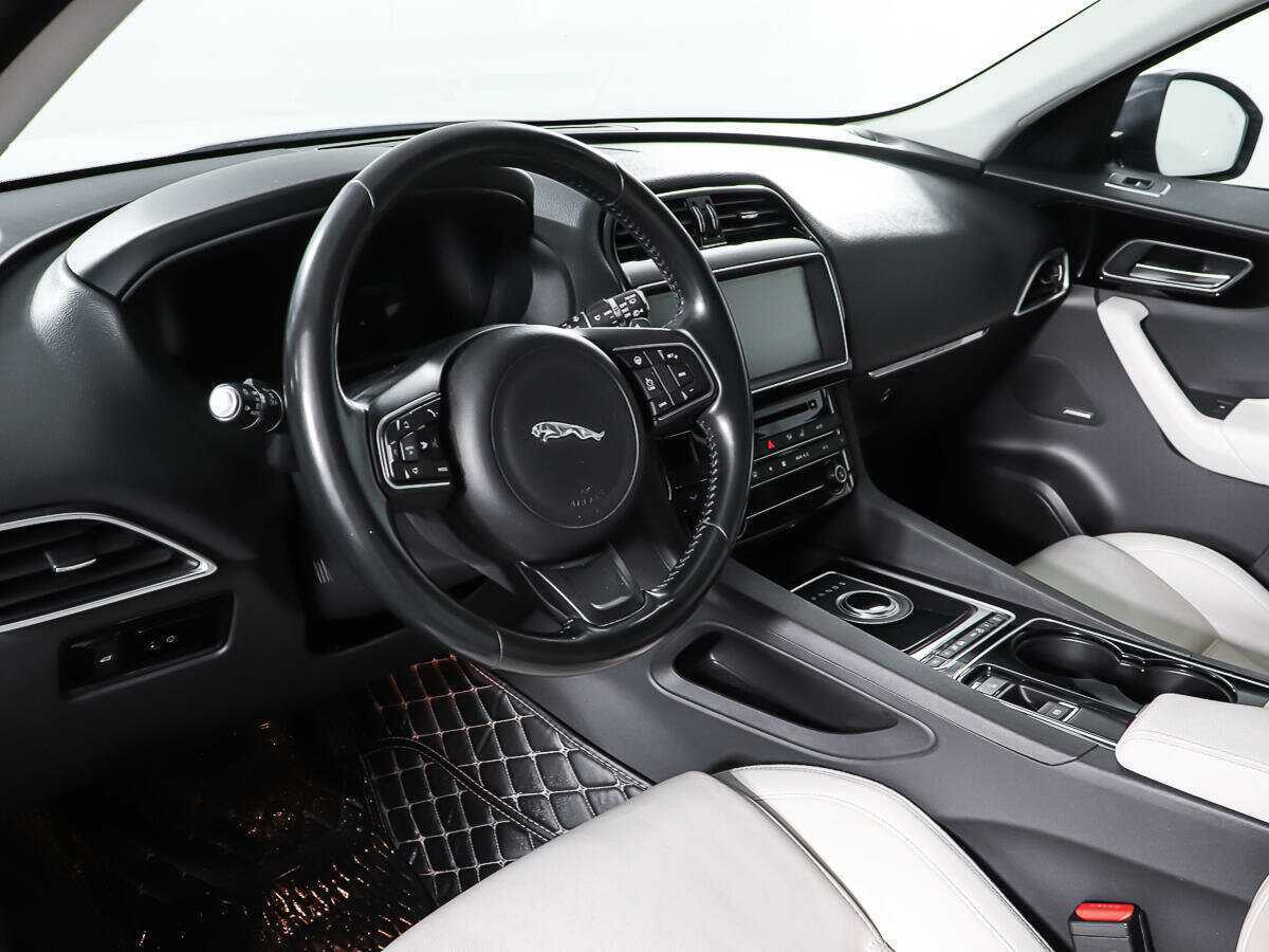 Купить Jaguar F-Pace, 2016, 139 271 км, фото №12