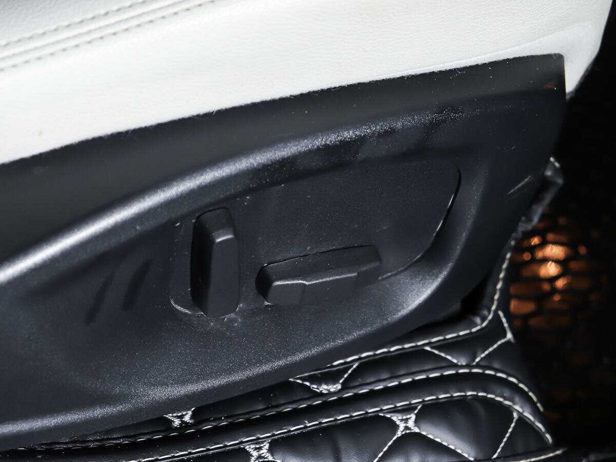 Купить Jaguar F-Pace, 2016, 139 271 км, фото №16