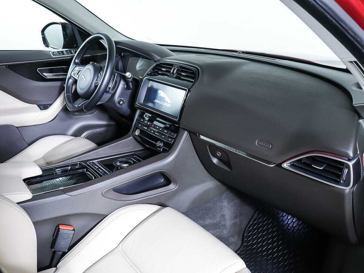 Купить Jaguar F-Pace, 2016, 64 478 км, фото №11