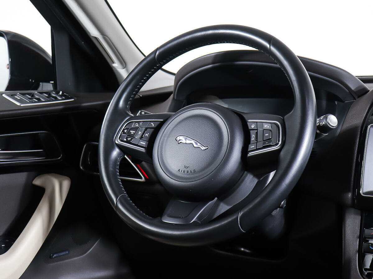 Купить Jaguar F-Pace, 2016, 64 478 км, фото №17