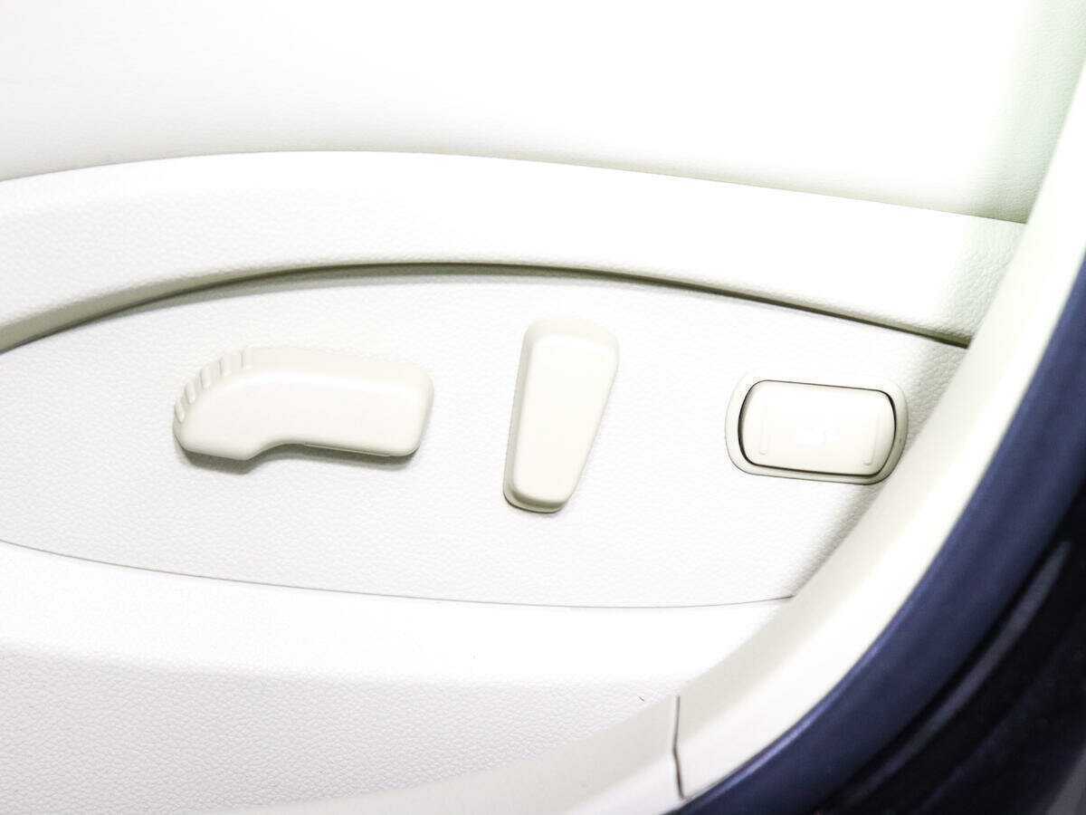 Купить Infiniti QX50, 2016, 168 379 км, фото №21