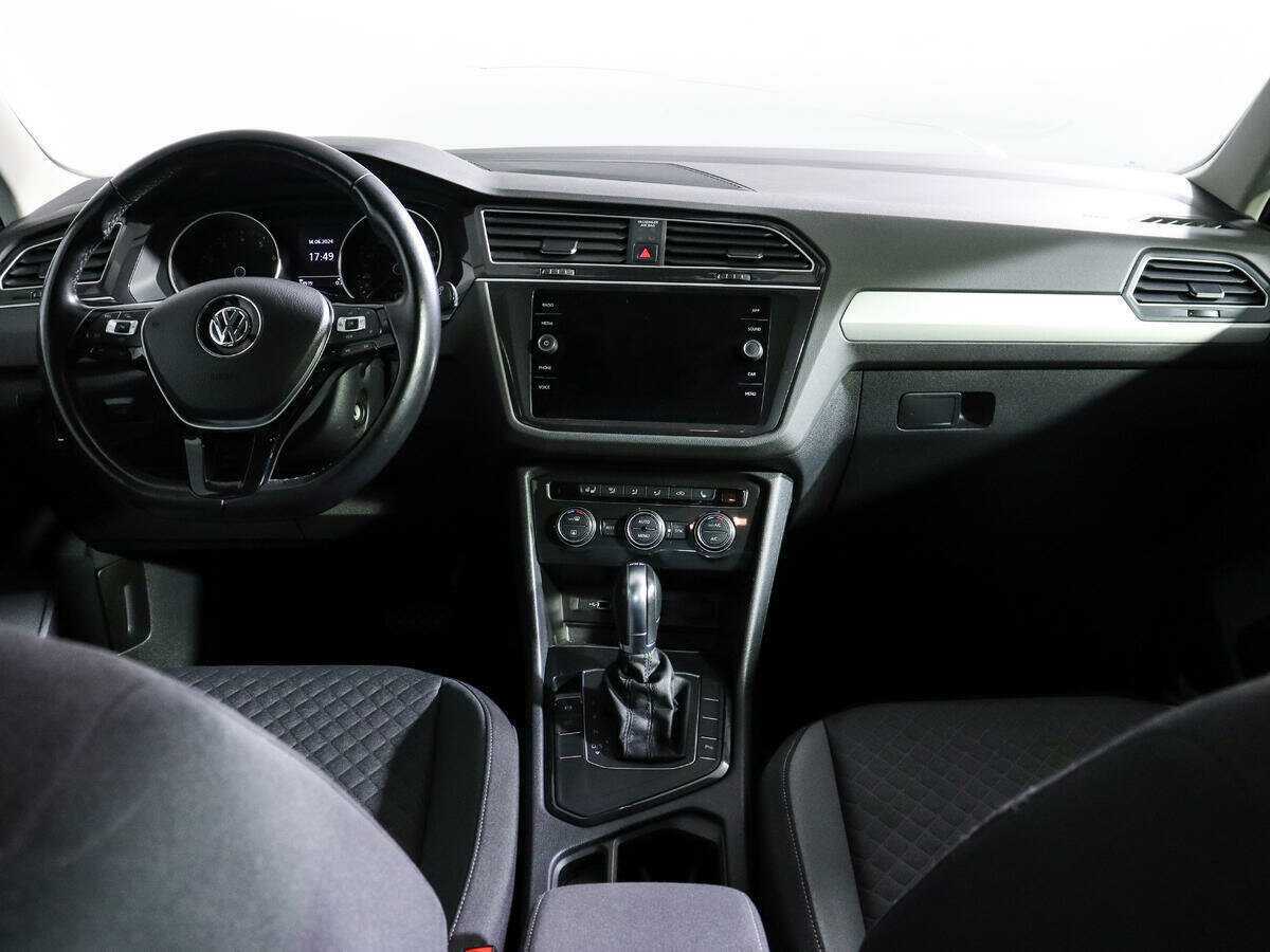 Купить Volkswagen Tiguan L, 2019, 74 900 км, фото №10