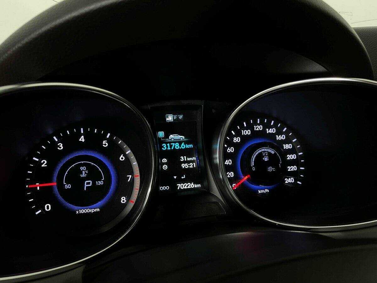 Купить Hyundai Santa Fe, 2014, 70 223 км, фото №9