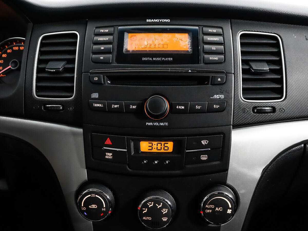 Купить SsangYong Actyon, 2011, 200 388 км, фото №13