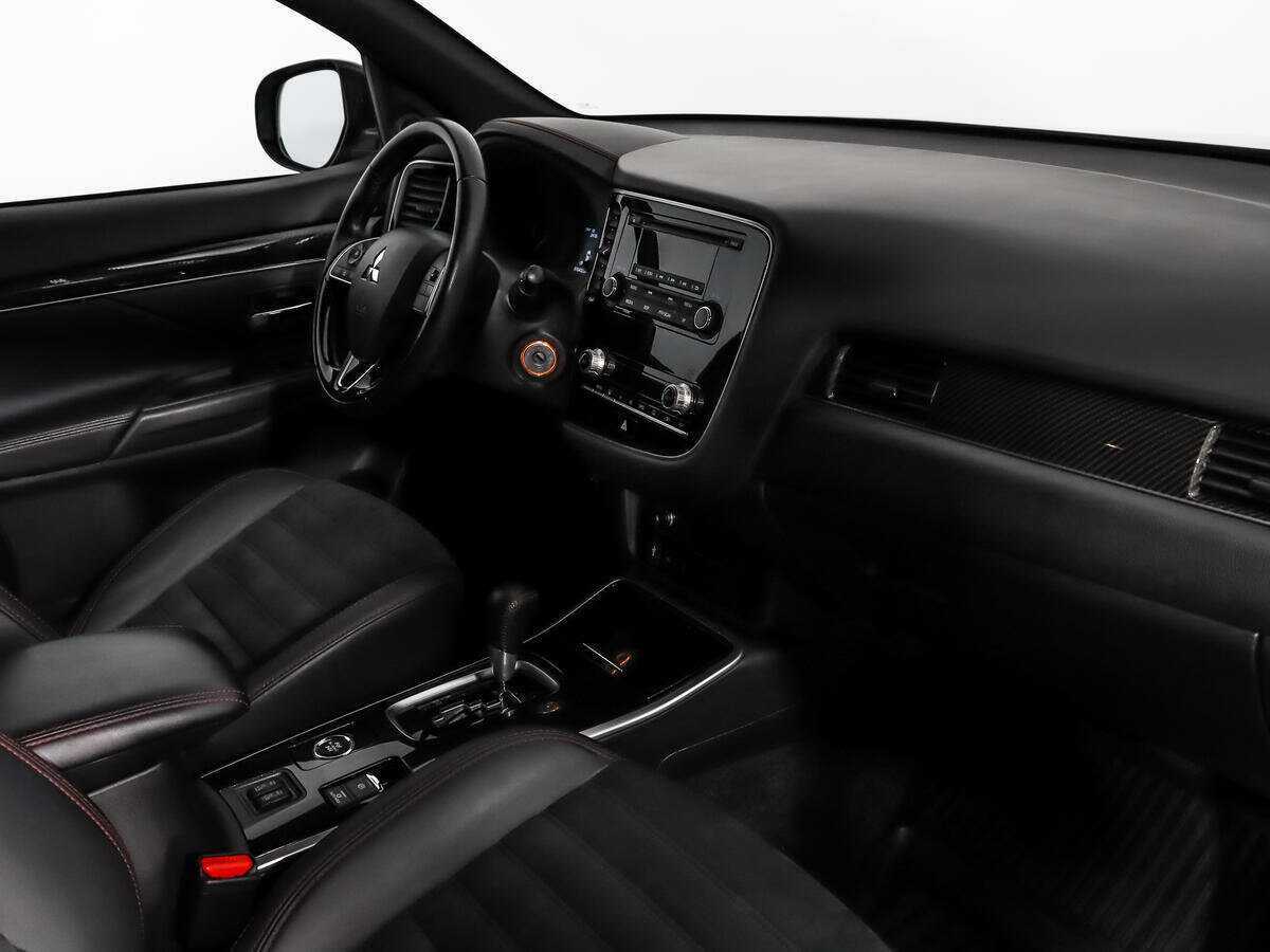 Купить Mitsubishi Outlander, 2021, 74 533 км, фото №13