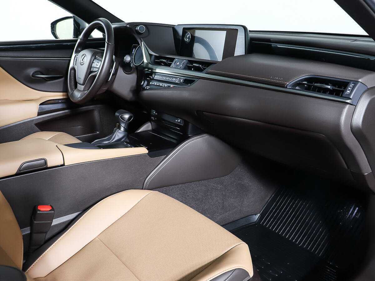 Купить Lexus ES 250, 2019, 25 537 км, фото №9