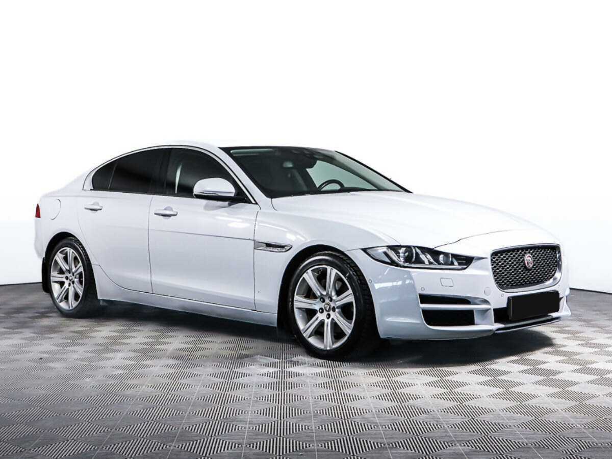 Jaguar XE