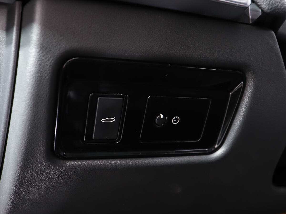 Купить Jaguar XE, 2015, 95 629 км, фото №17