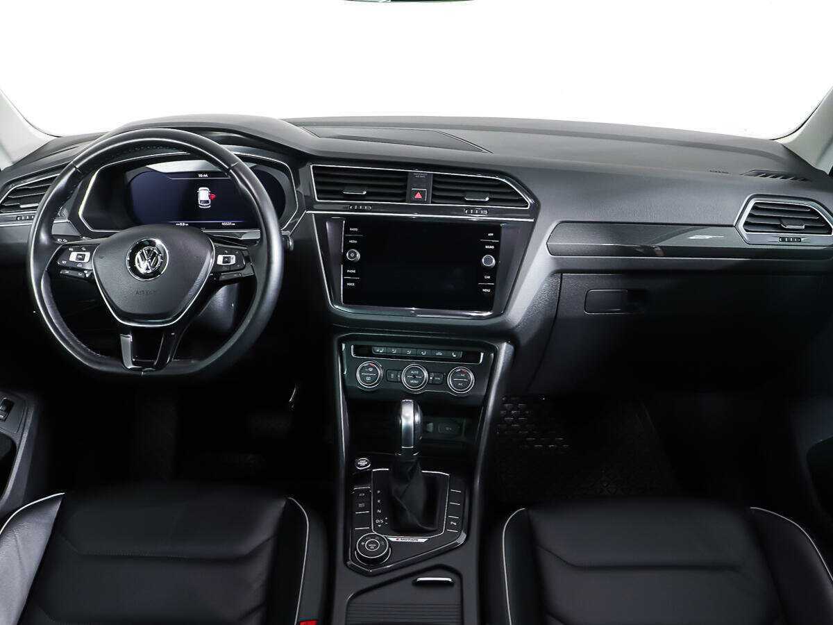 Купить Volkswagen Tiguan, 2017, 45 484 км, фото №11