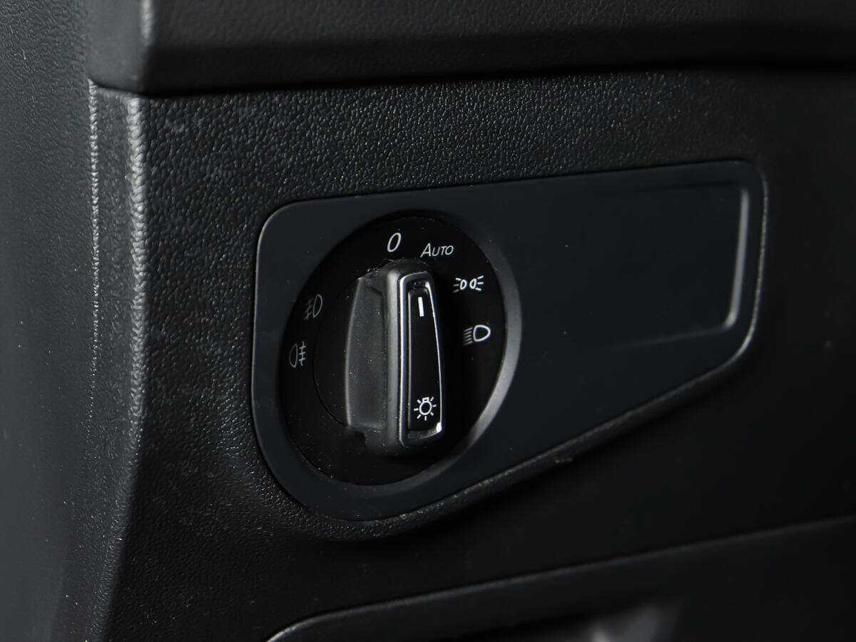 Купить Volkswagen Tiguan, 2018, 95 970 км, фото №17