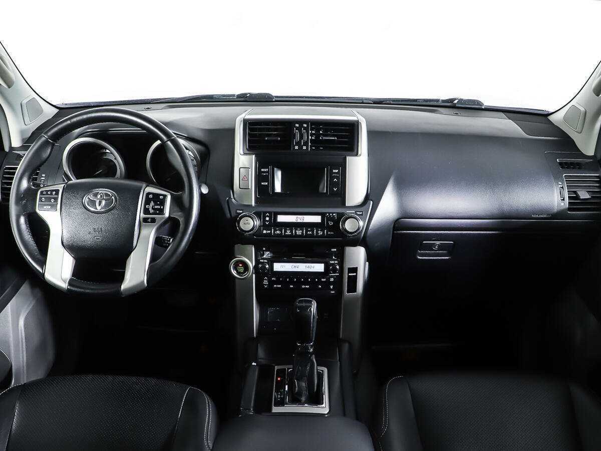 Купить Toyota Land Cruiser Prado, 2010, 102 960 км, фото №11