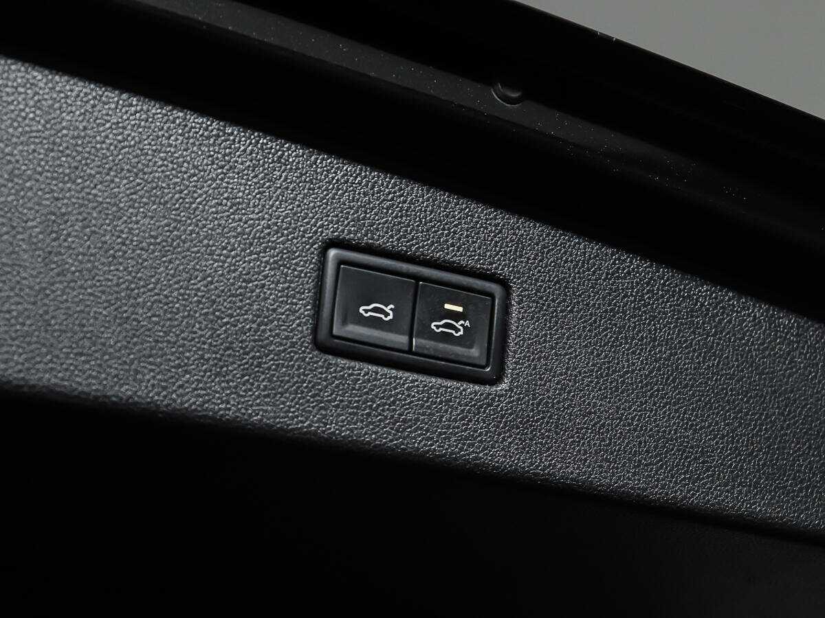 Купить Volkswagen Tiguan, 2018, 116 637 км, фото №20