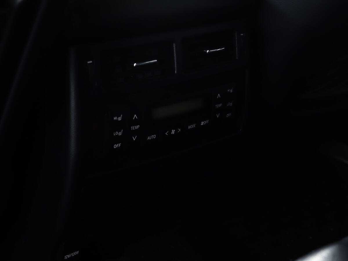 Купить Toyota Land Cruiser, 2012, 161 100 км, фото №19