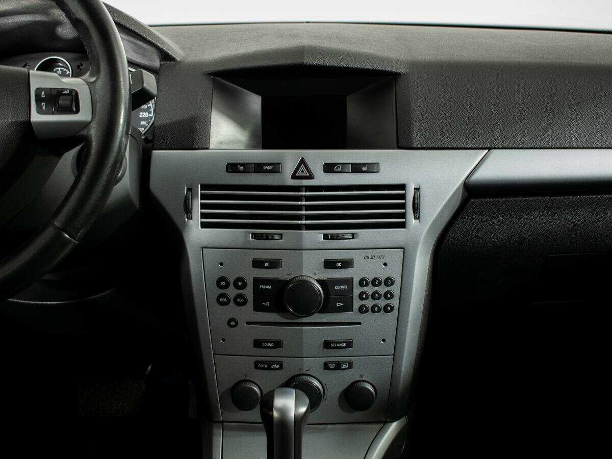 Купить Opel Astra, 2010, 173 790 км, фото №11