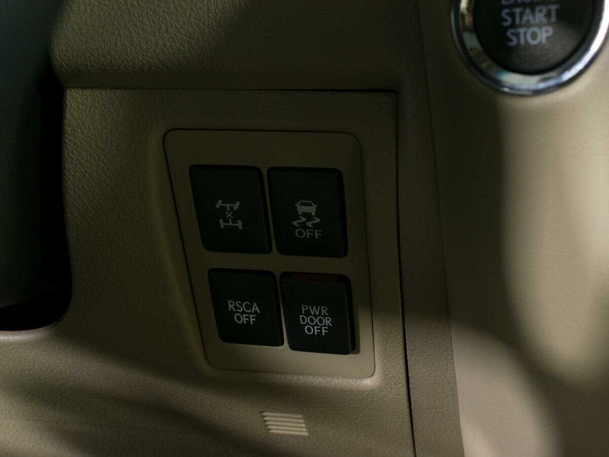 Купить Lexus LX 570, 2008, 199 603 км, фото №20