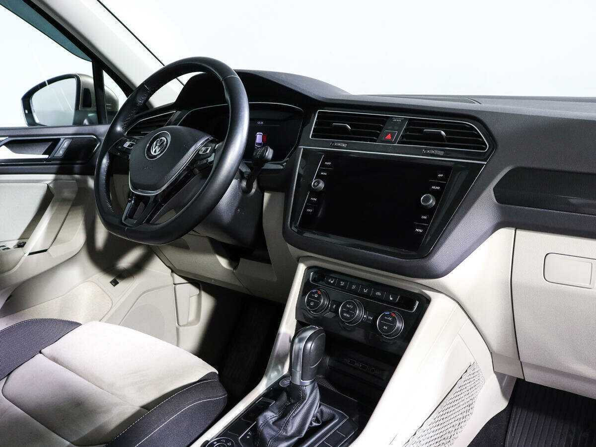 Купить Volkswagen Tiguan, 2018, 67 721 км, фото №9