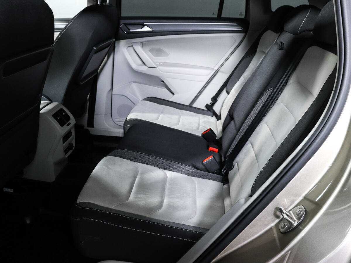 Купить Volkswagen Tiguan, 2018, 67 721 км, фото №10