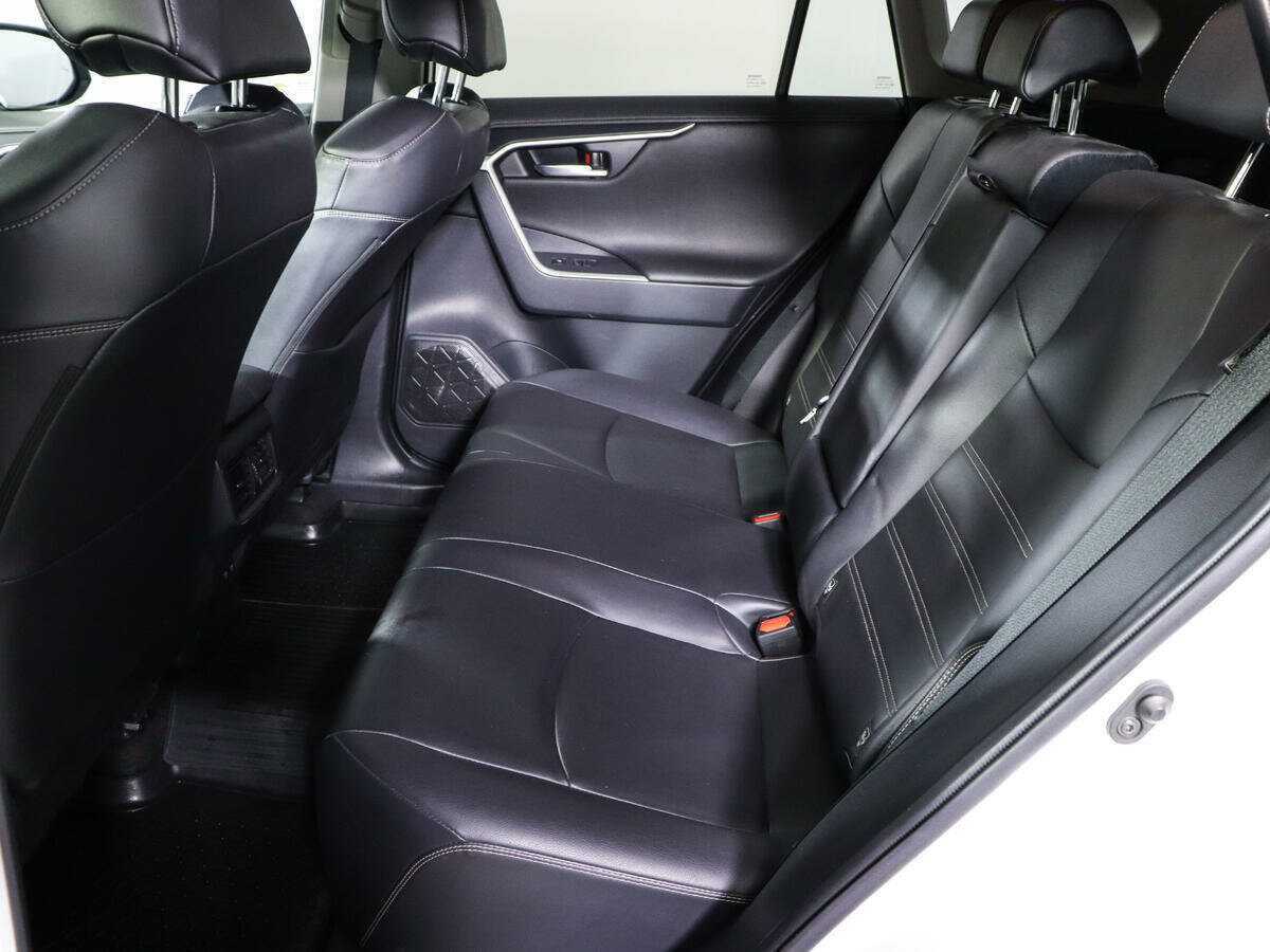 Купить Toyota RAV4, 2020, 72 800 км, фото №8