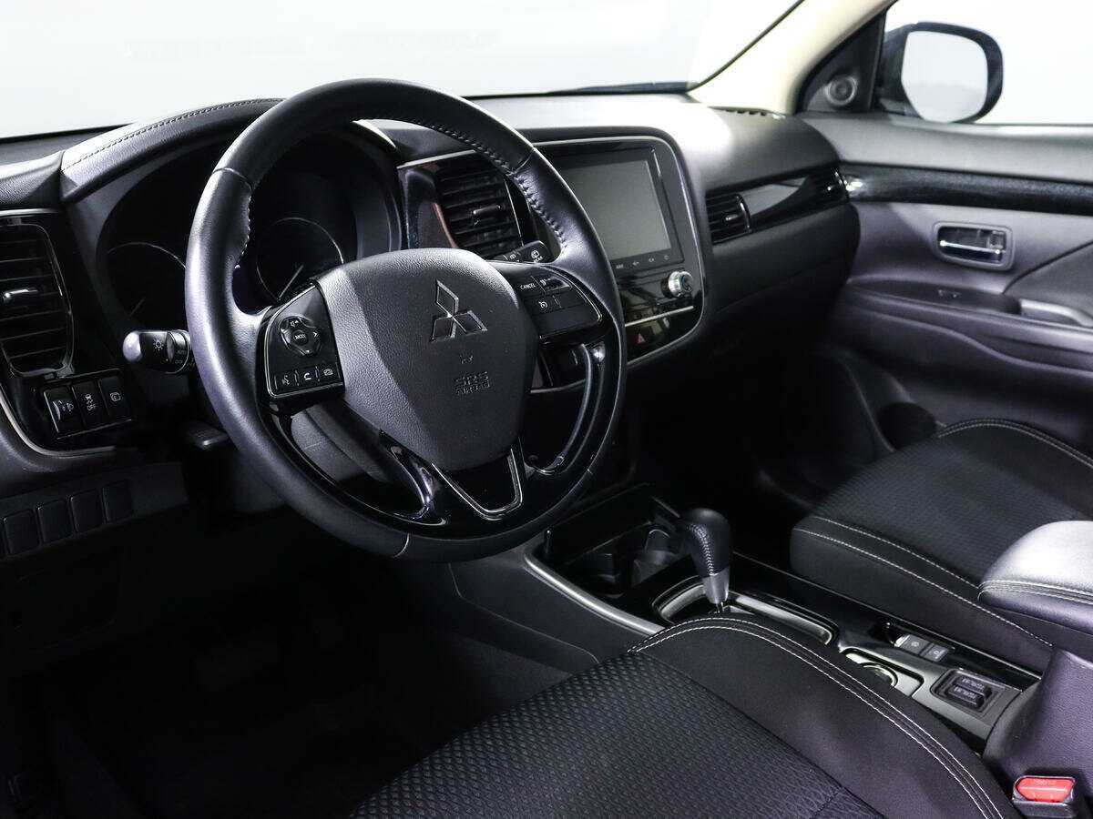 Купить Mitsubishi Outlander, 2021, 64 065 км, фото №12