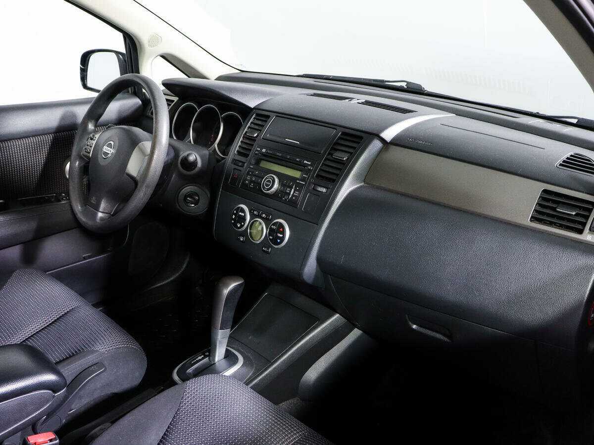 Купить Nissan Tiida, 2011, 97 000 км, фото №7
