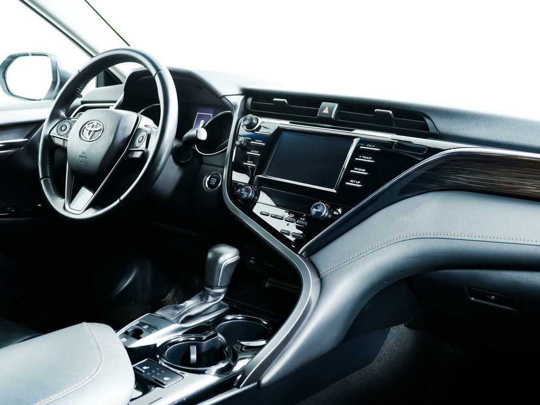 Купить Toyota Camry, 2018, 89 996 км, фото №9