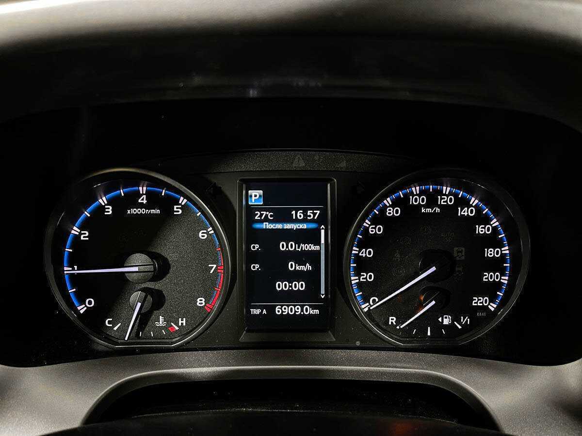 Купить Toyota RAV4, 2016, 104 000 км, фото №9