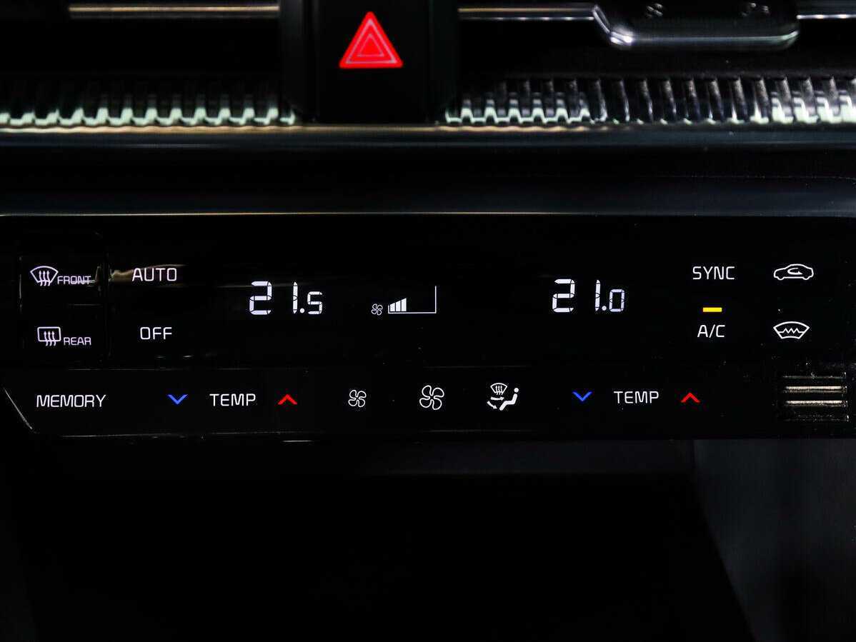 Купить Kia K5, 2021, 61 368 км, фото №16