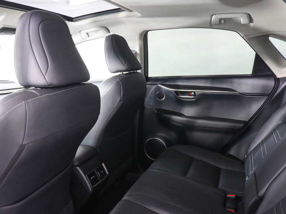 Купить Lexus NX 200, 2016, 130 868 км, фото №12