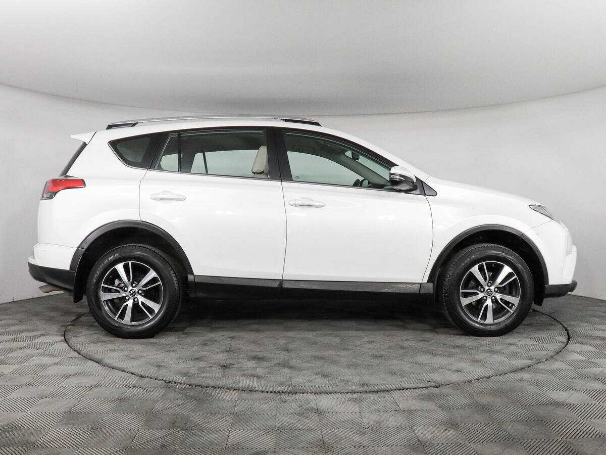 Купить Toyota RAV4, 2017, 57 571 км, фото №4