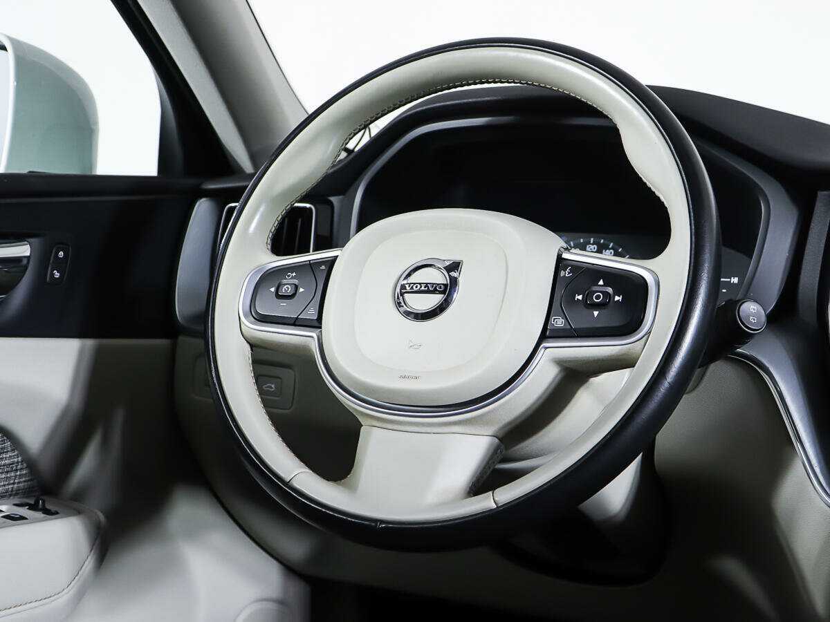 Купить Volvo XC60, 2018, 57 500 км, фото №15