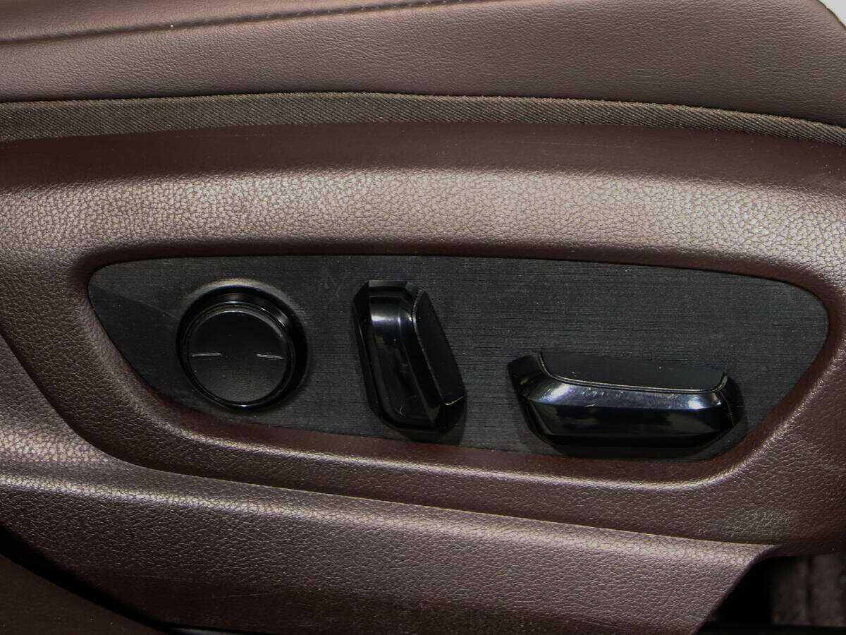 Купить Lexus ES 250, 2018, 153 456 км, фото №16