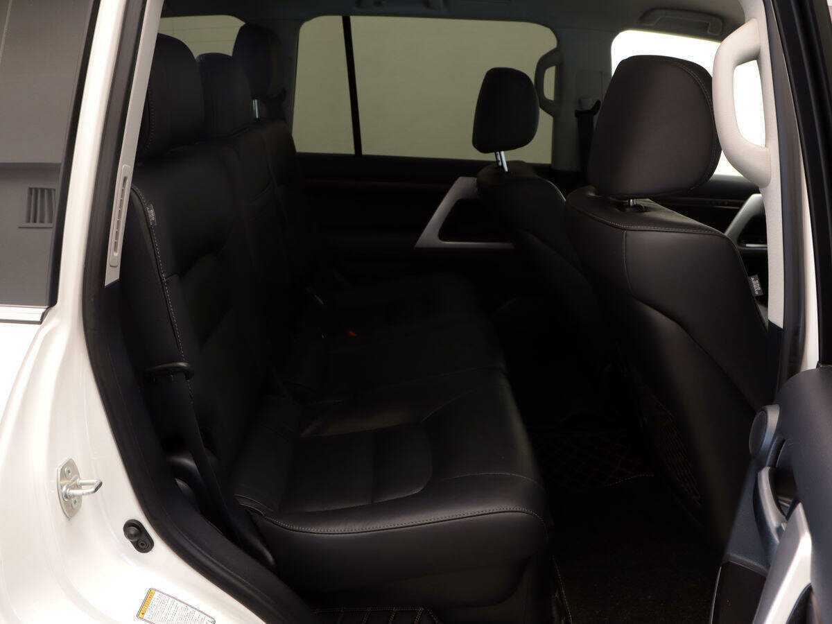 Купить Toyota Land Cruiser, 2019, 184 500 км, фото №8